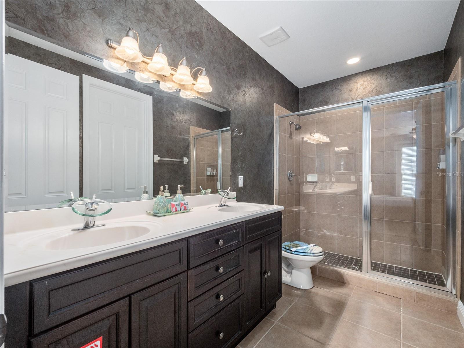 Image 29 of 57 For 1424 Titian Court