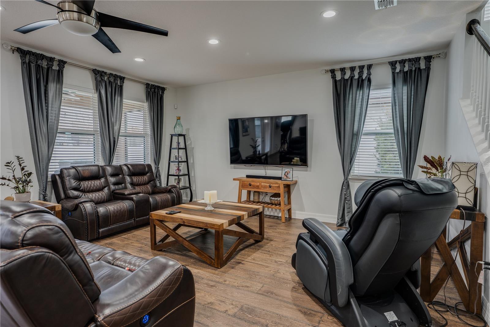 Image 12 of 28 For 3324 Forton Drive