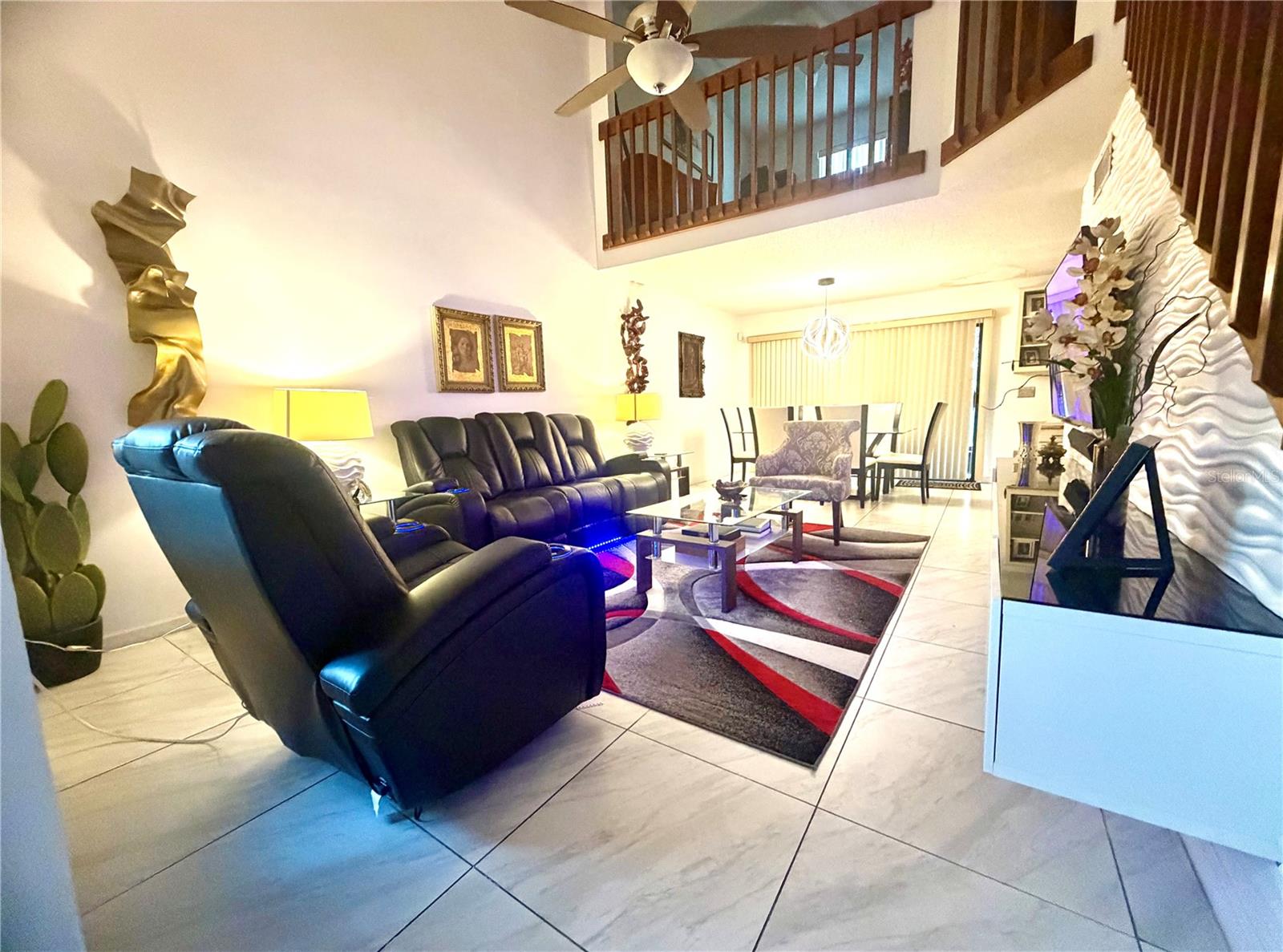 Image 3 of 19 For 2139 Balboa Way