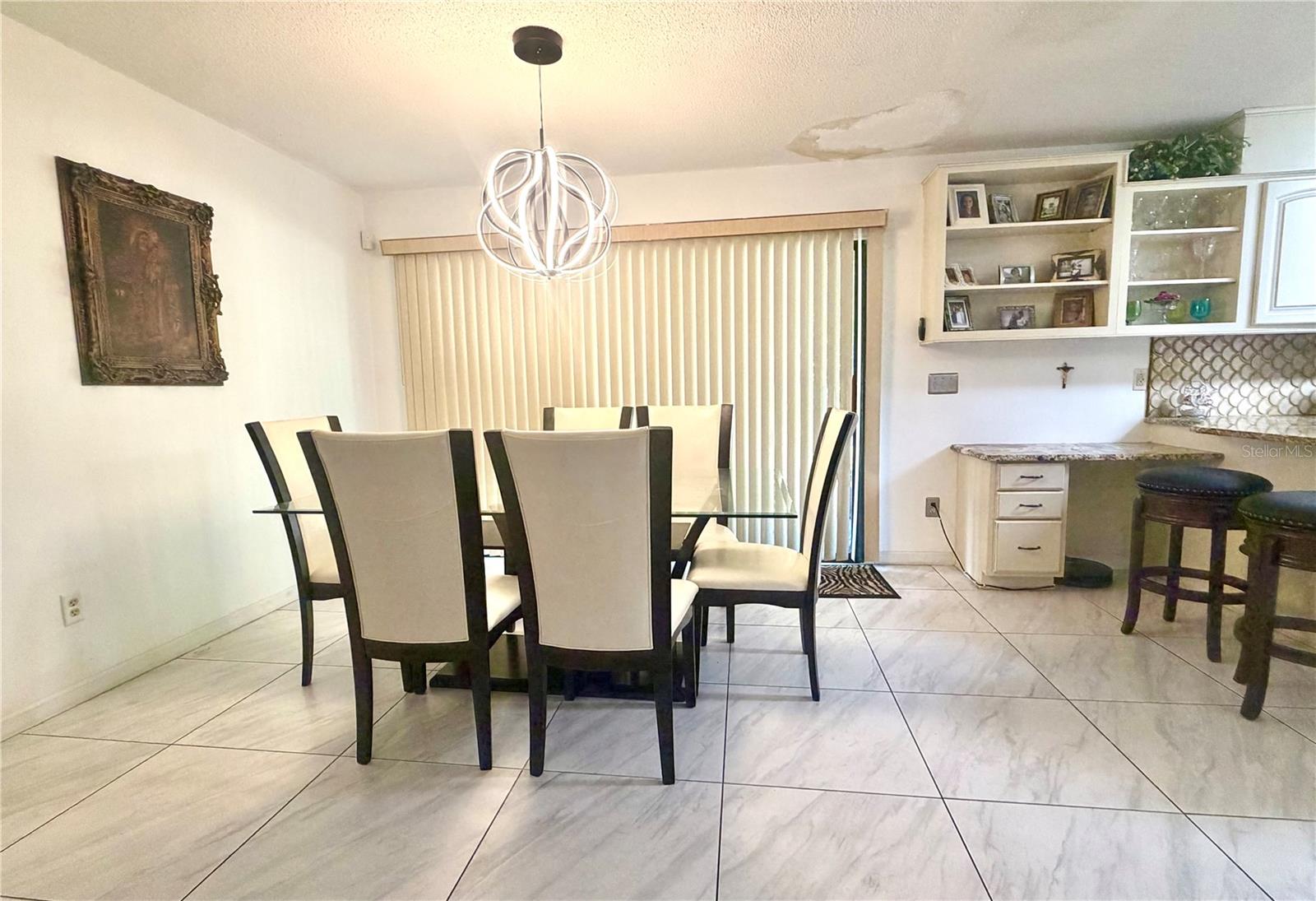 Image 5 of 19 For 2139 Balboa Way