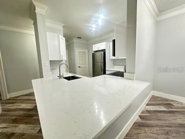 Image 4 of 21 For 8818 Villa View Circle 203