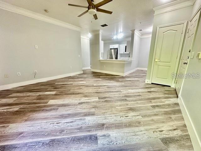 Image 5 of 21 For 8818 Villa View Circle 203