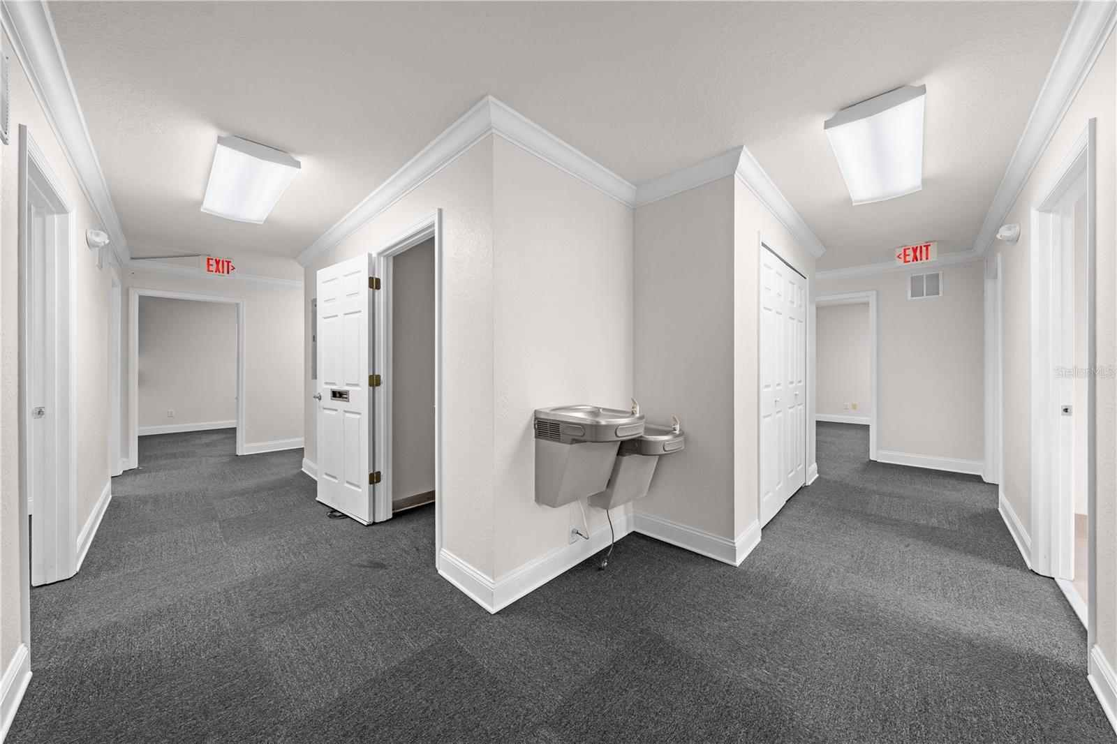 Image 17 of 50 For 815 Mabbette St  101