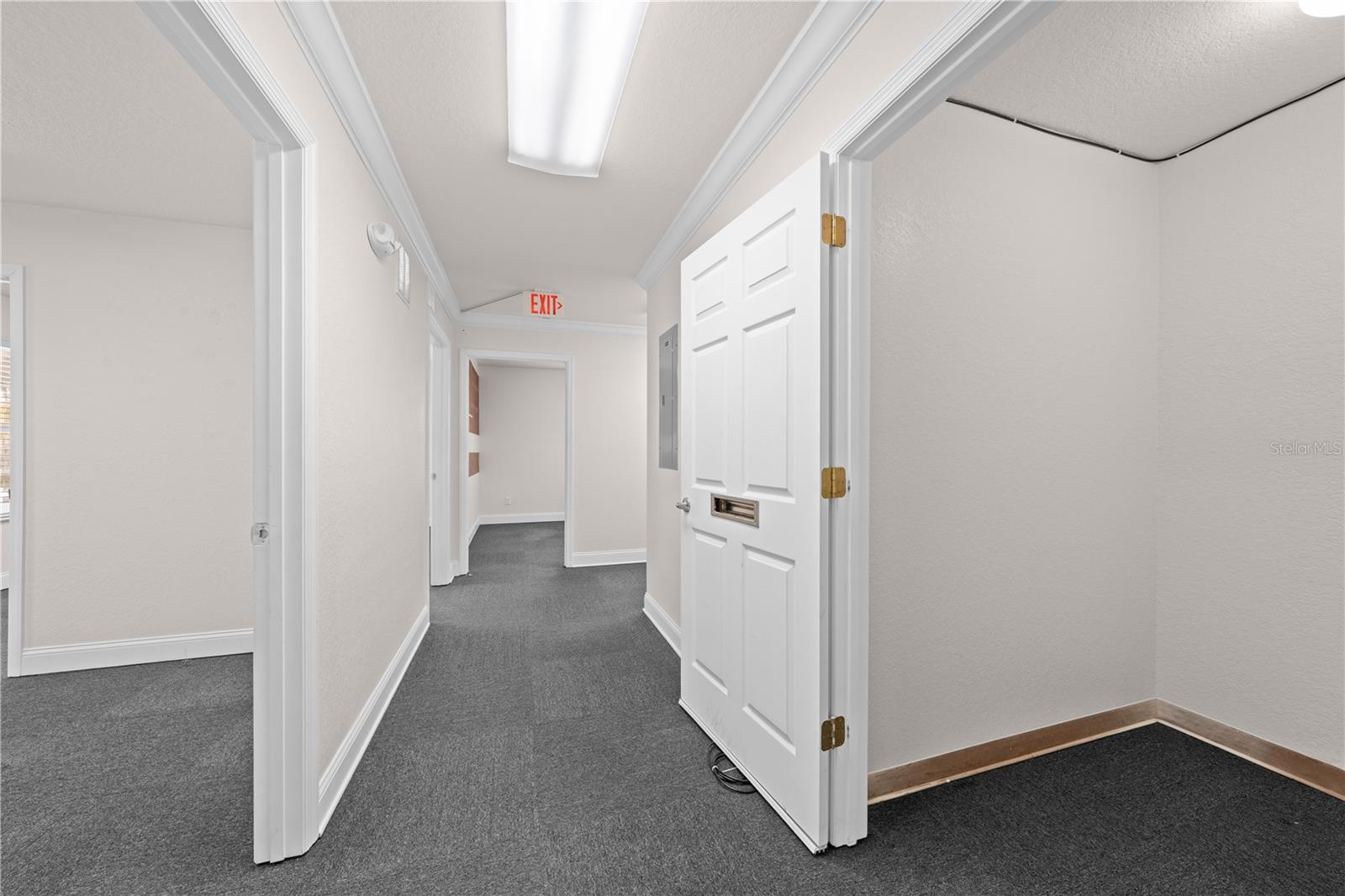 Image 23 of 50 For 815 Mabbette St  101