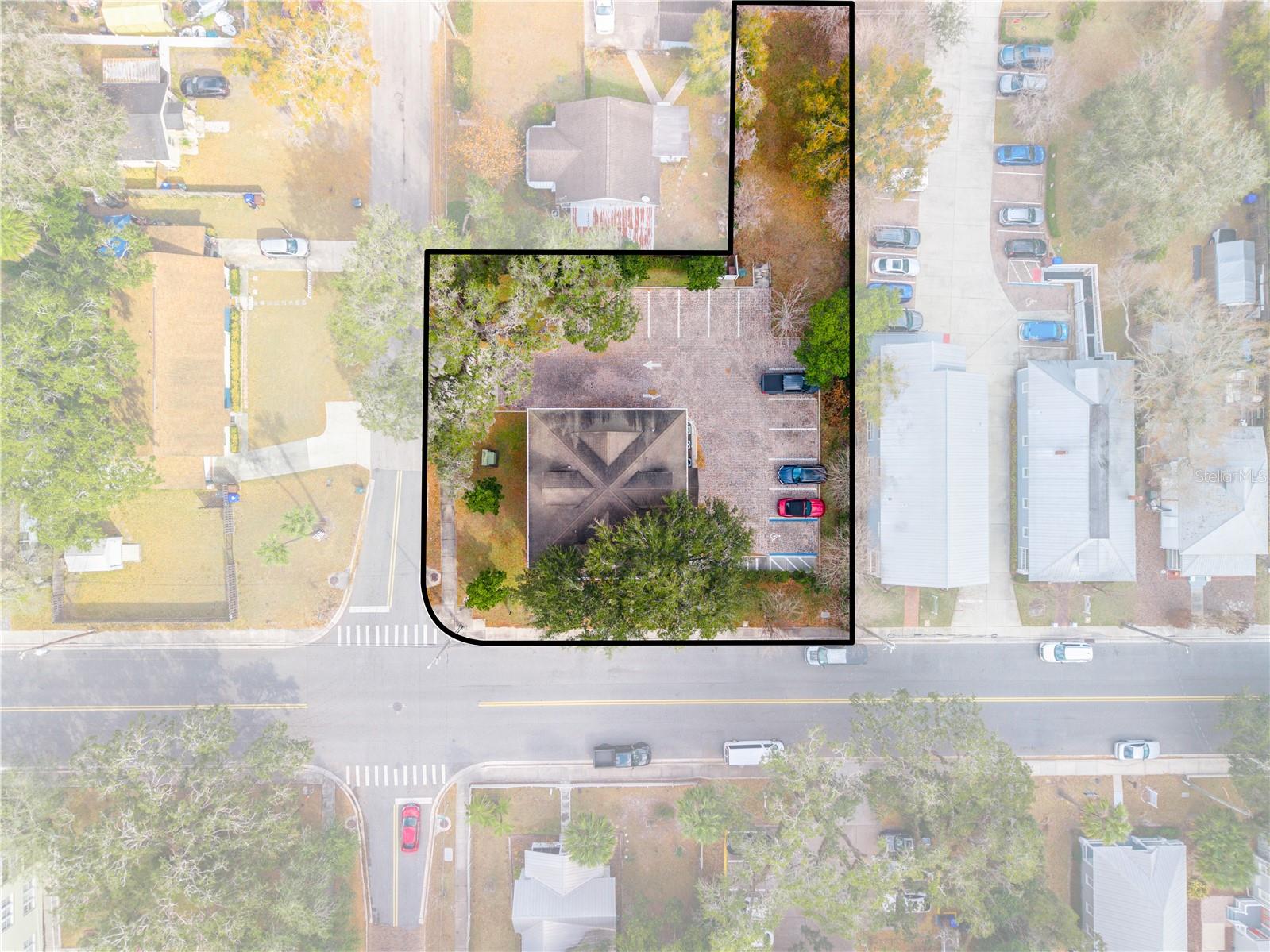 Image 9 of 50 For 815 Mabbette St  101