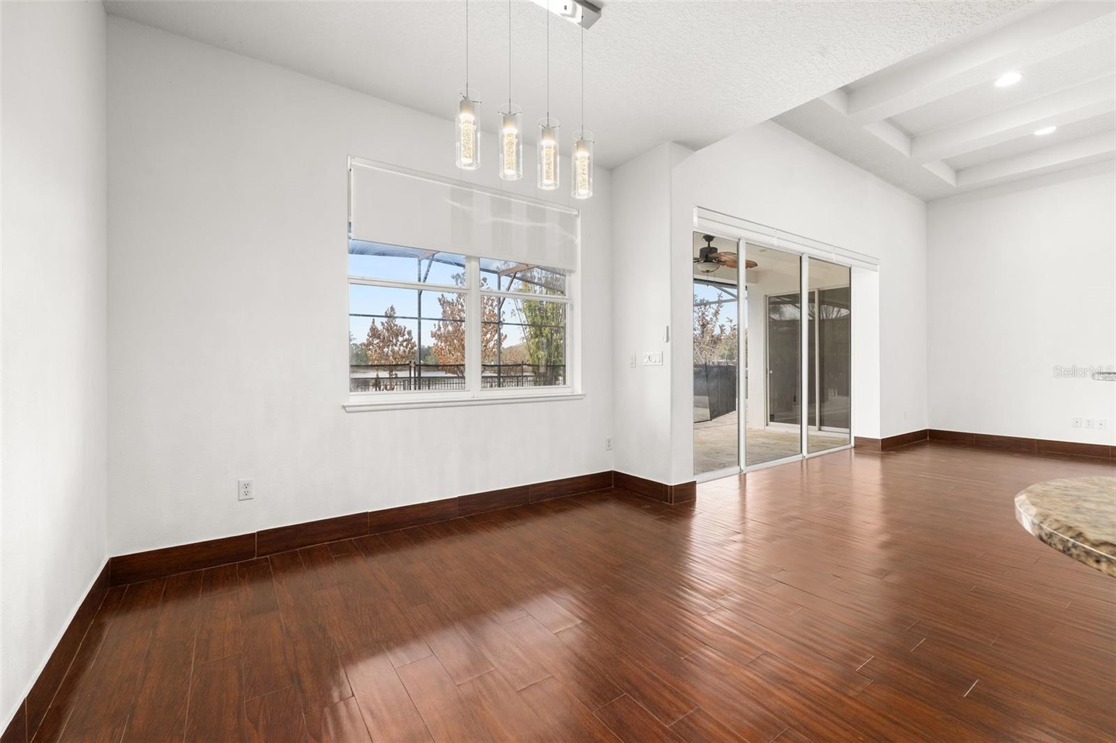 Image 15 of 65 For 9484 Walnut Crest Drive