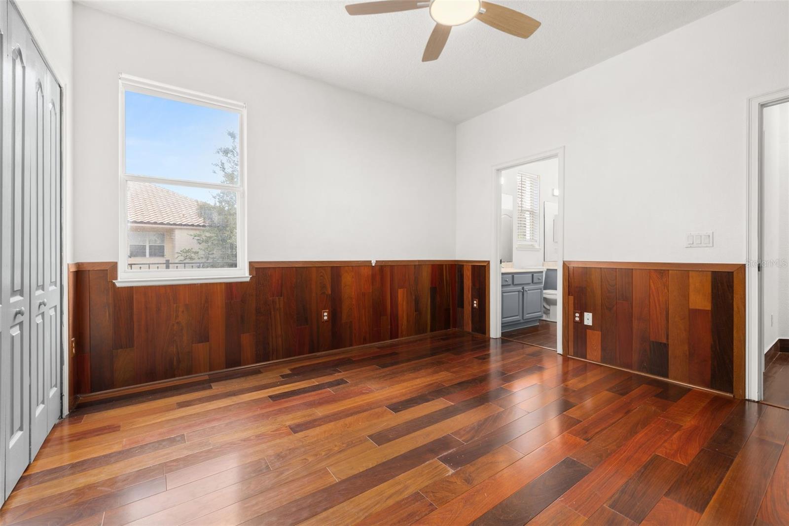 Image 36 of 65 For 9484 Walnut Crest Drive