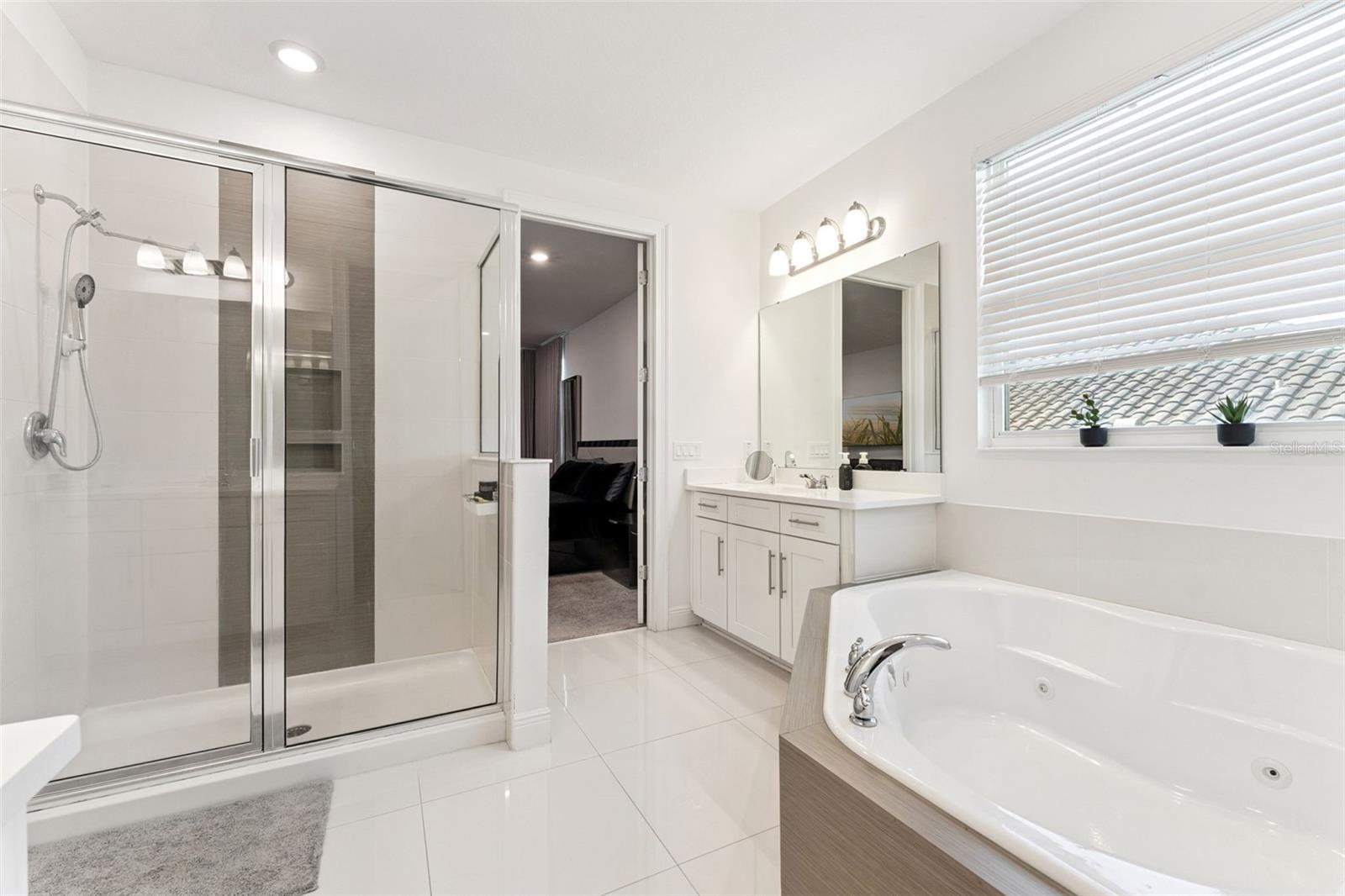 Image 17 of 36 For 16548 Raven Rock Place