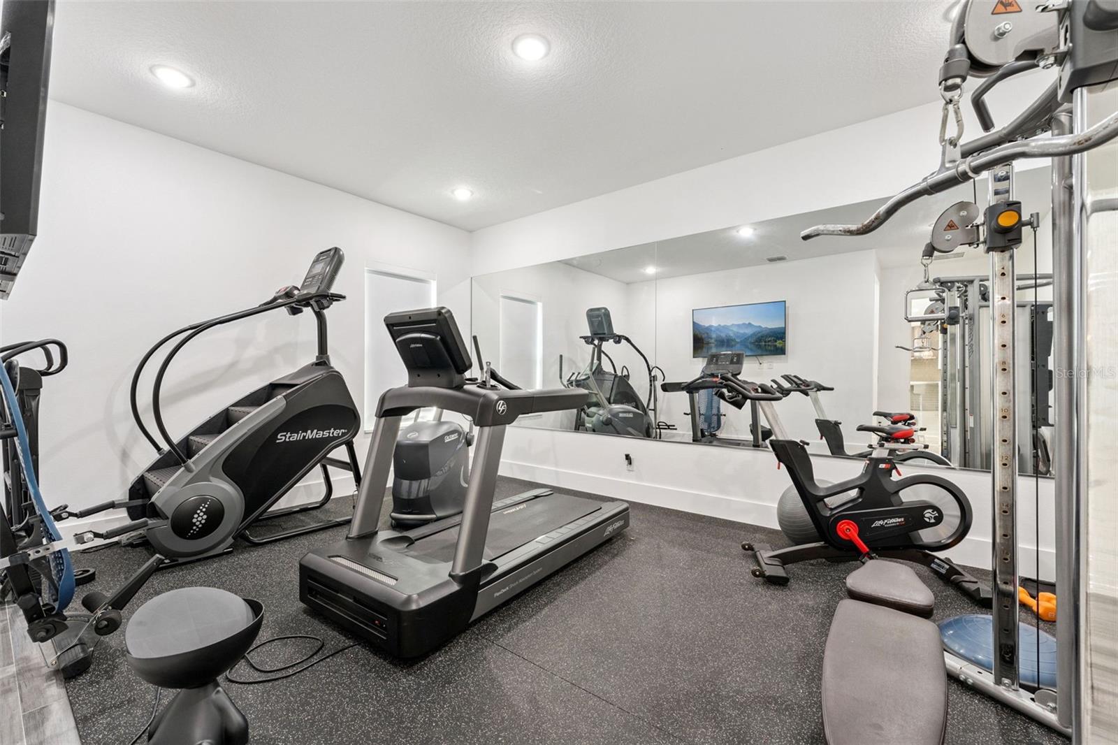 Image 8 of 36 For 16548 Raven Rock Place