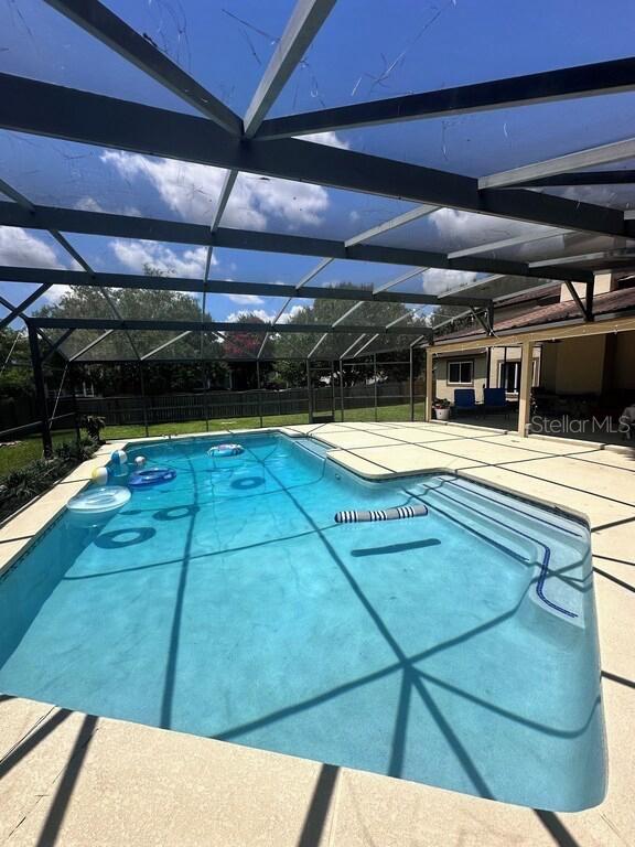 Image 3 of 18 For 8804 Bay Vista Court