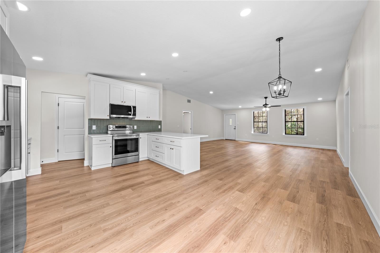 Image 13 of 51 For 5824 Dease Rd