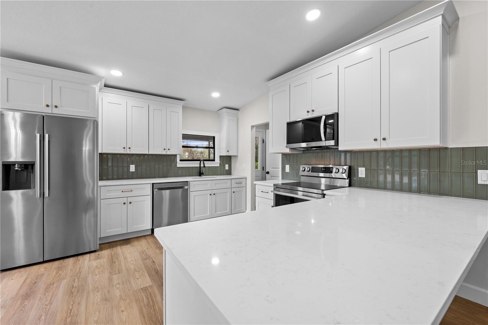 Image 23 of 51 For 5824 Dease Rd