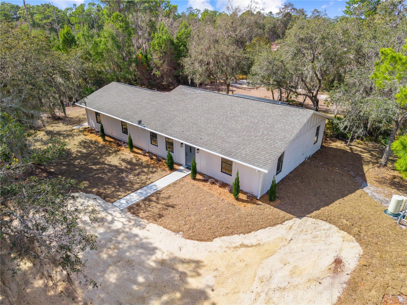 Image 3 of 51 For 5824 Dease Rd