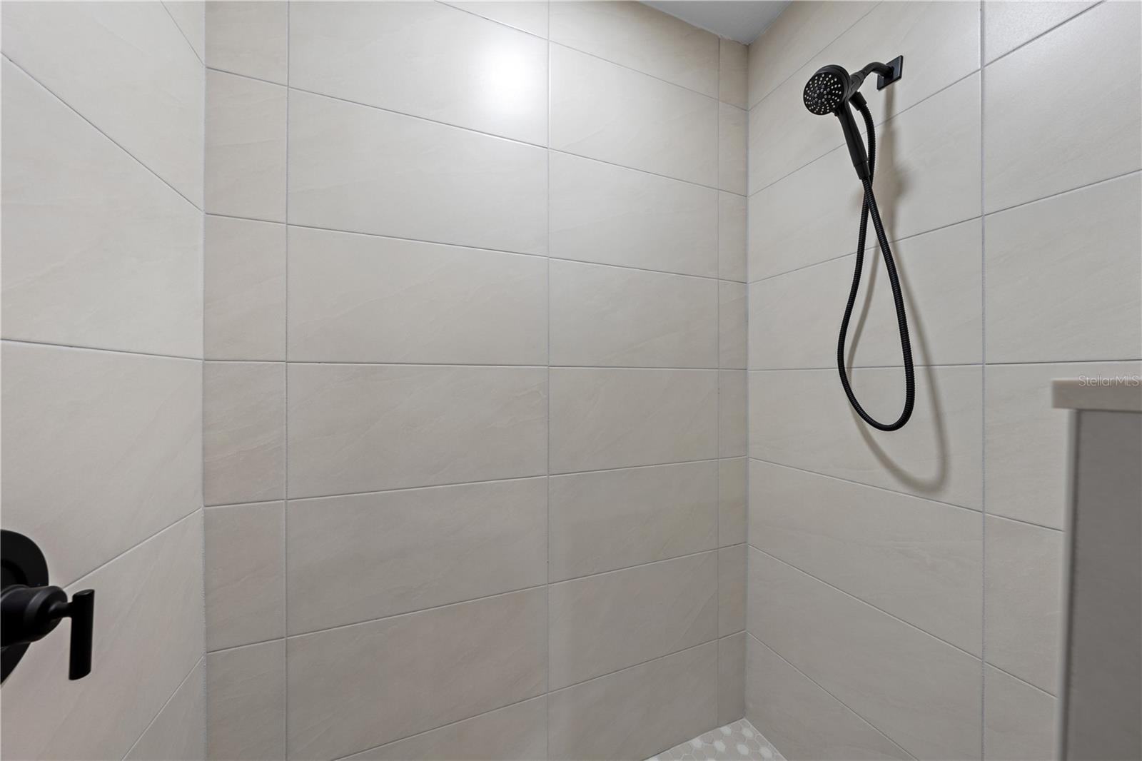 Image 34 of 51 For 5824 Dease Rd