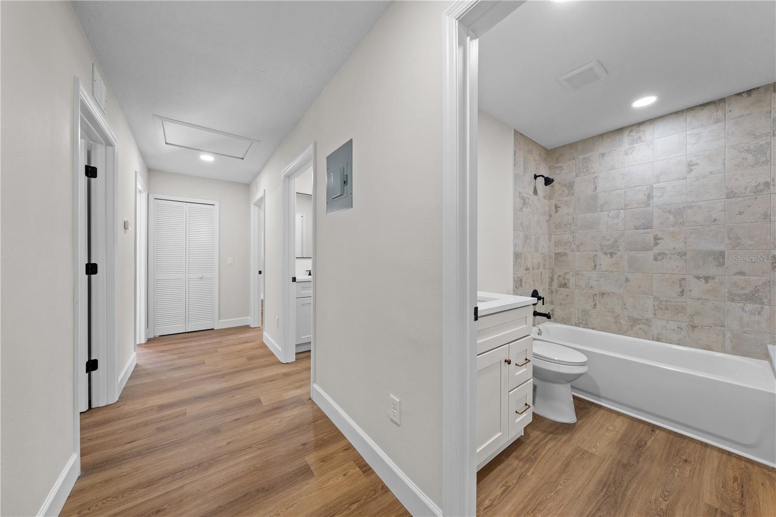 Image 37 of 51 For 5824 Dease Rd