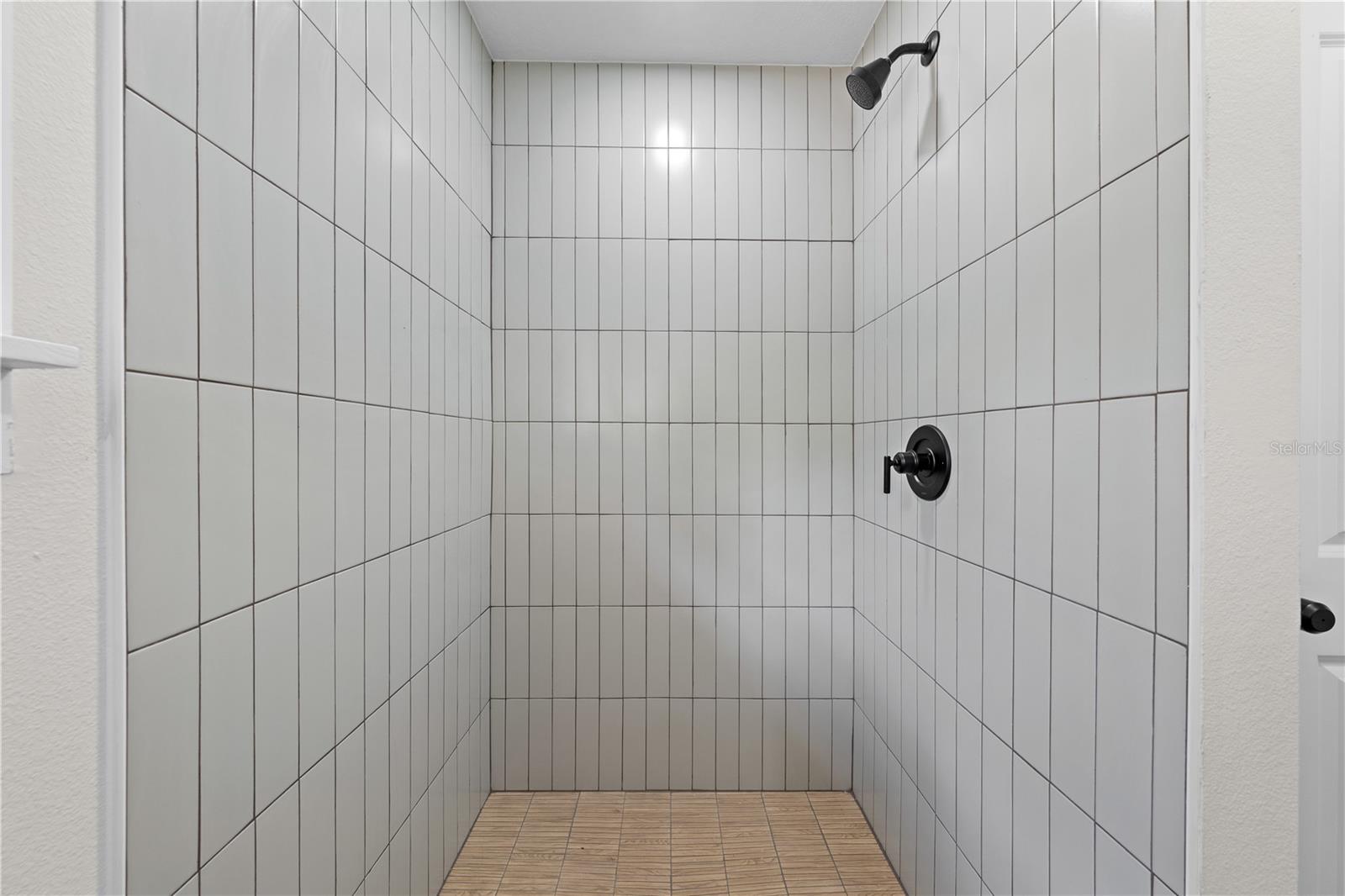 Image 40 of 51 For 5824 Dease Rd