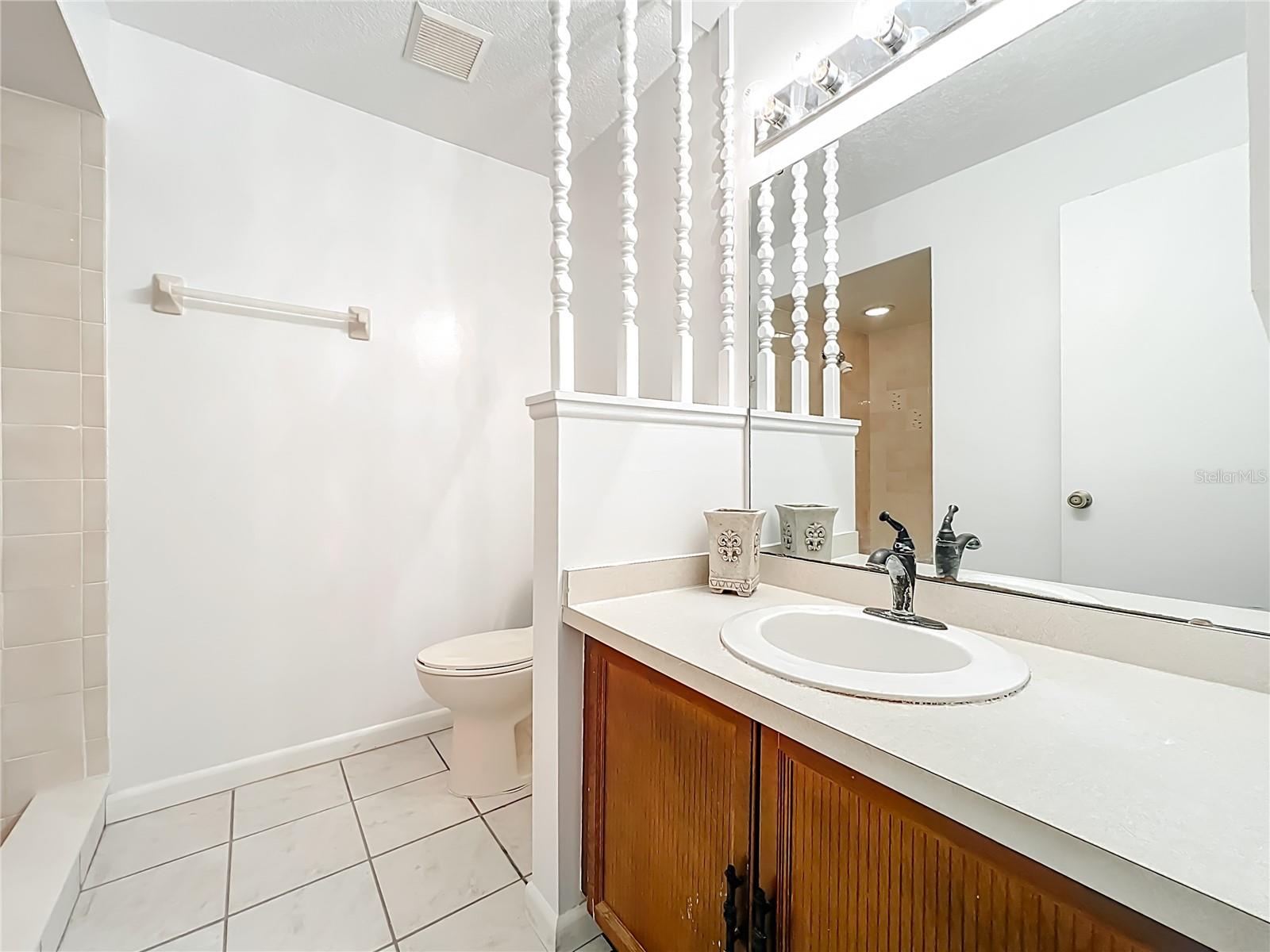 Image 34 of 49 For 9467 Lake Lotta Circle