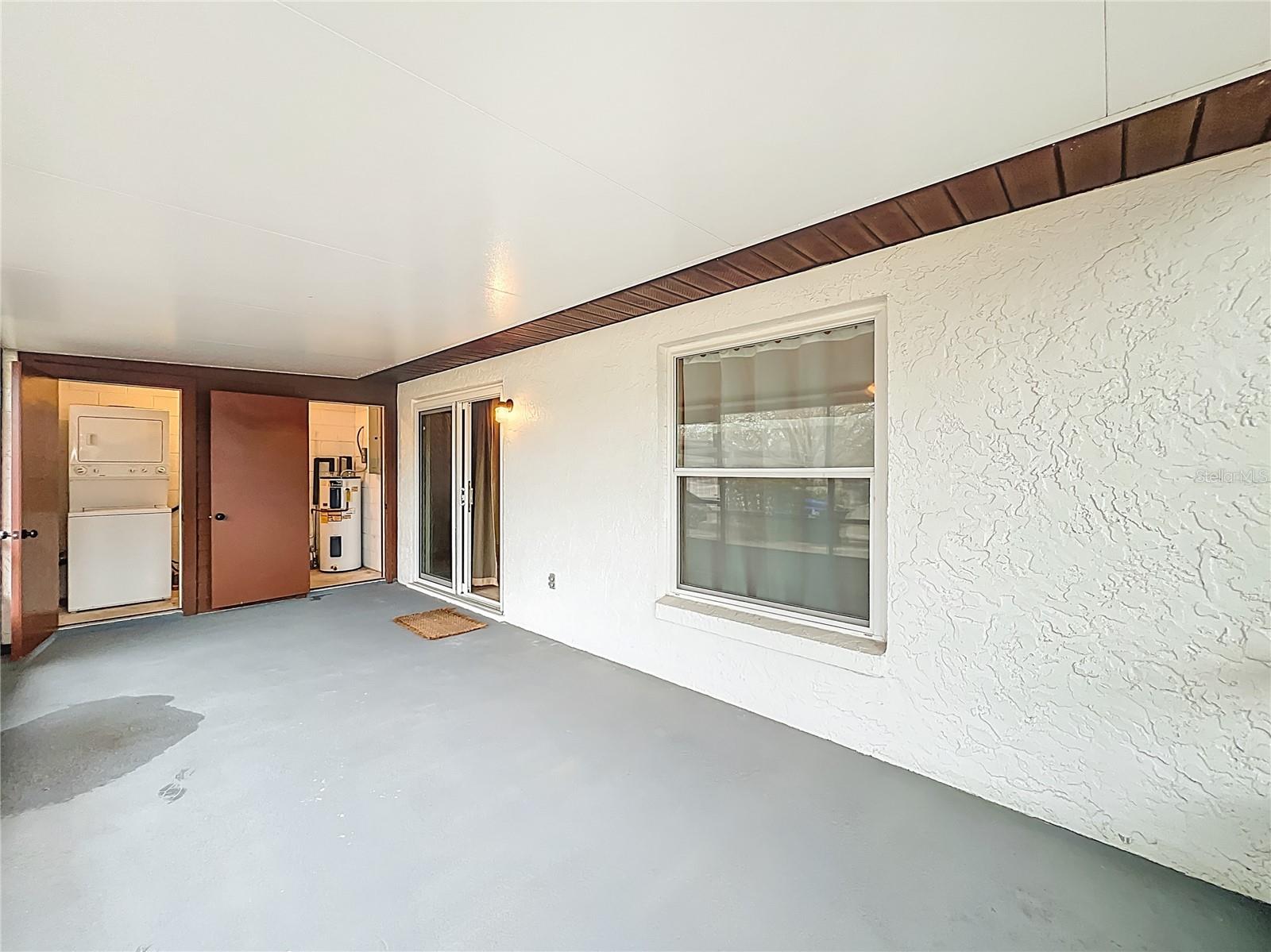 Image 40 of 49 For 9467 Lake Lotta Circle