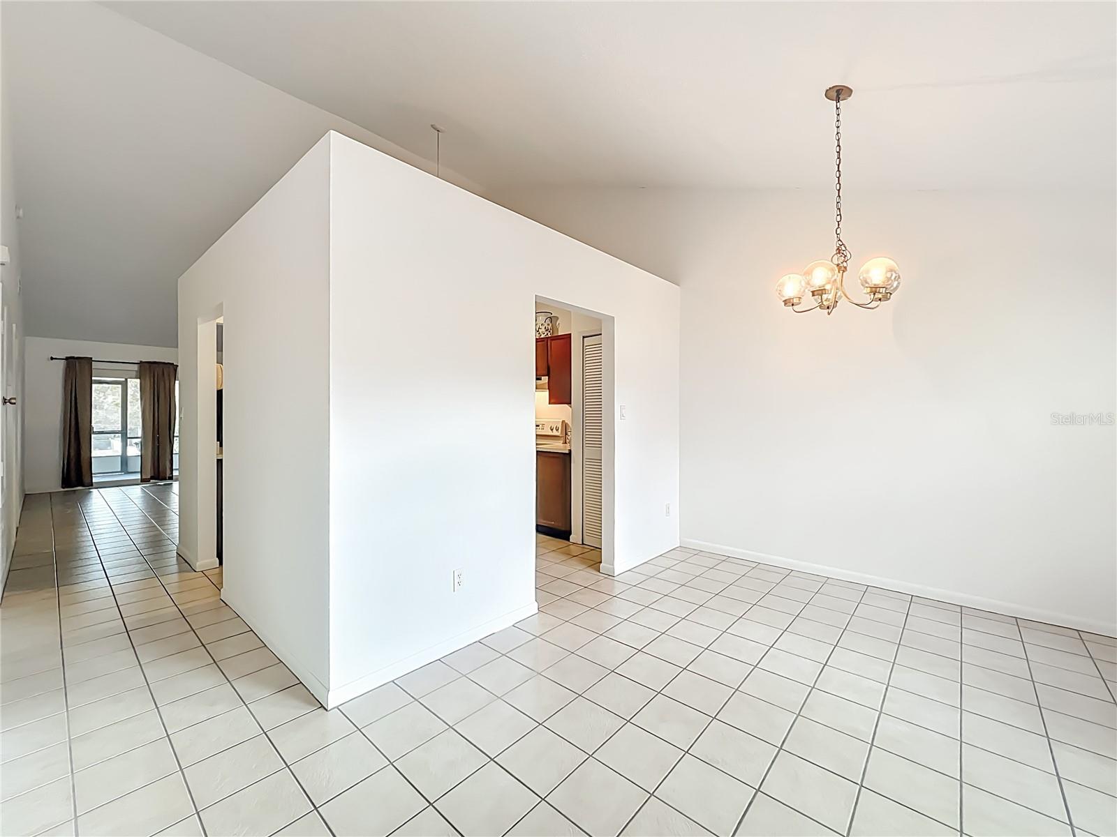 Image 6 of 49 For 9467 Lake Lotta Circle