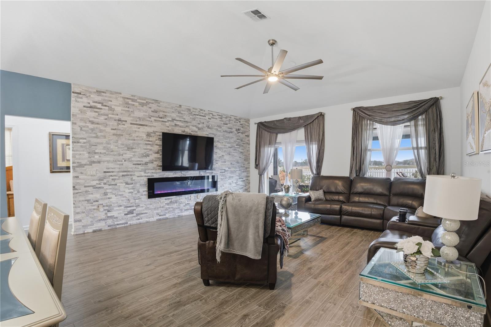 Image 11 of 38 For 500 Watusi Way