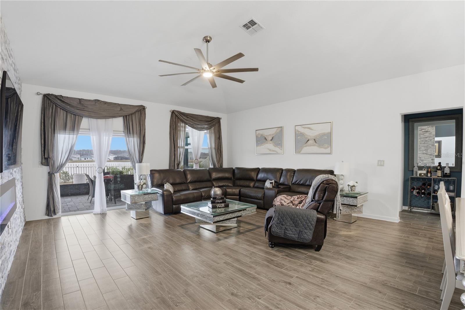 Image 12 of 38 For 500 Watusi Way