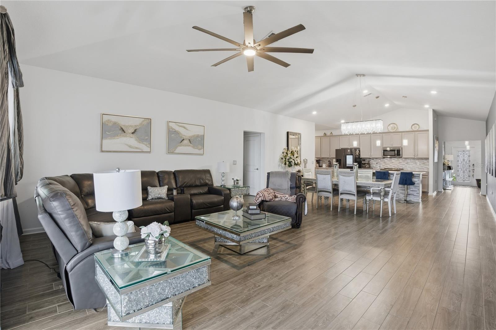 Image 13 of 38 For 500 Watusi Way