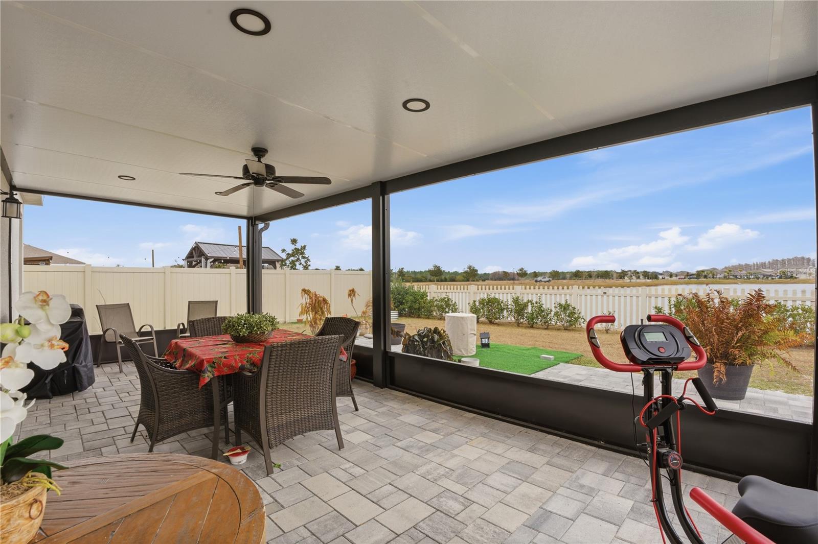 Image 25 of 38 For 500 Watusi Way