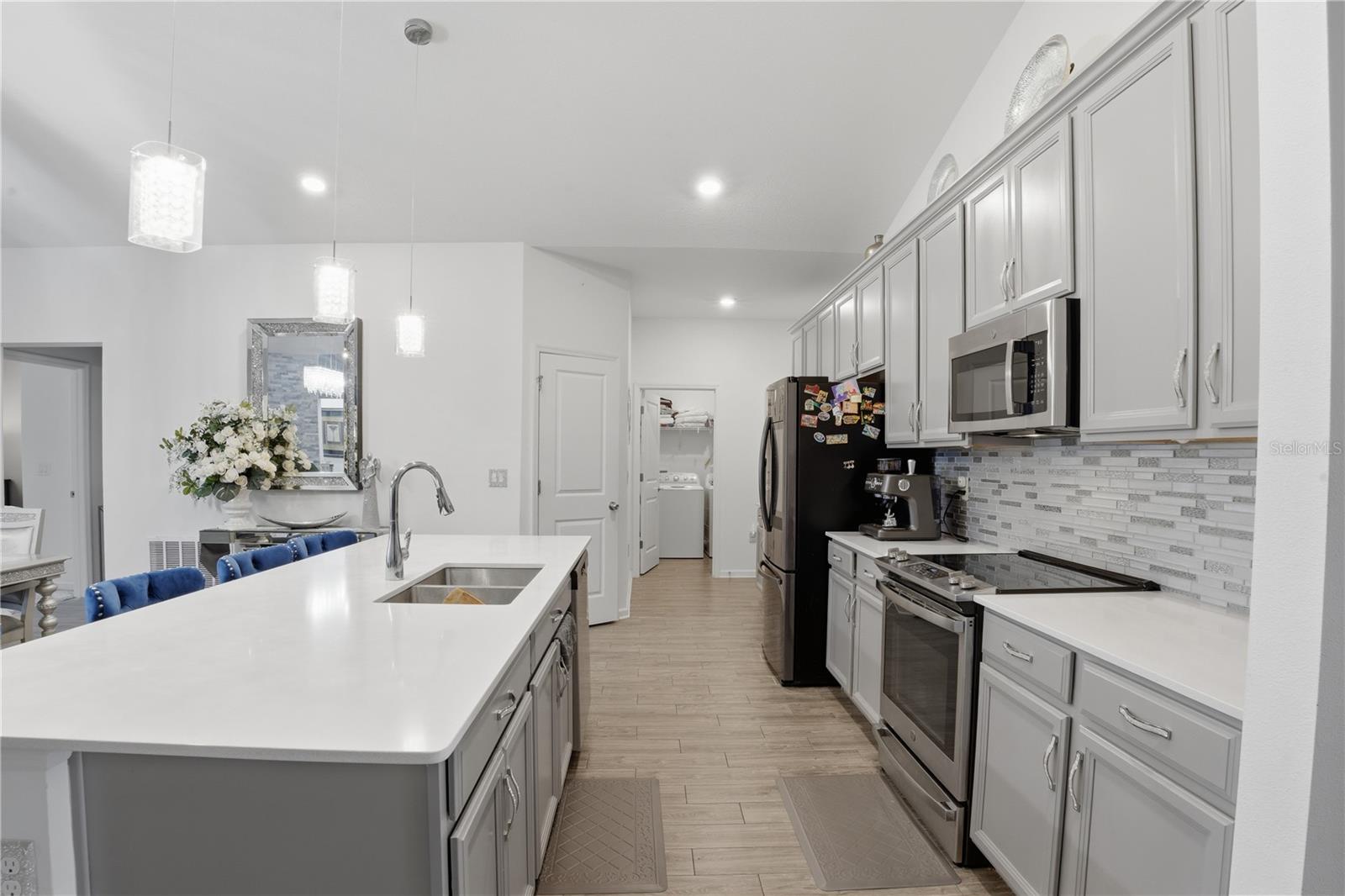 Image 7 of 38 For 500 Watusi Way