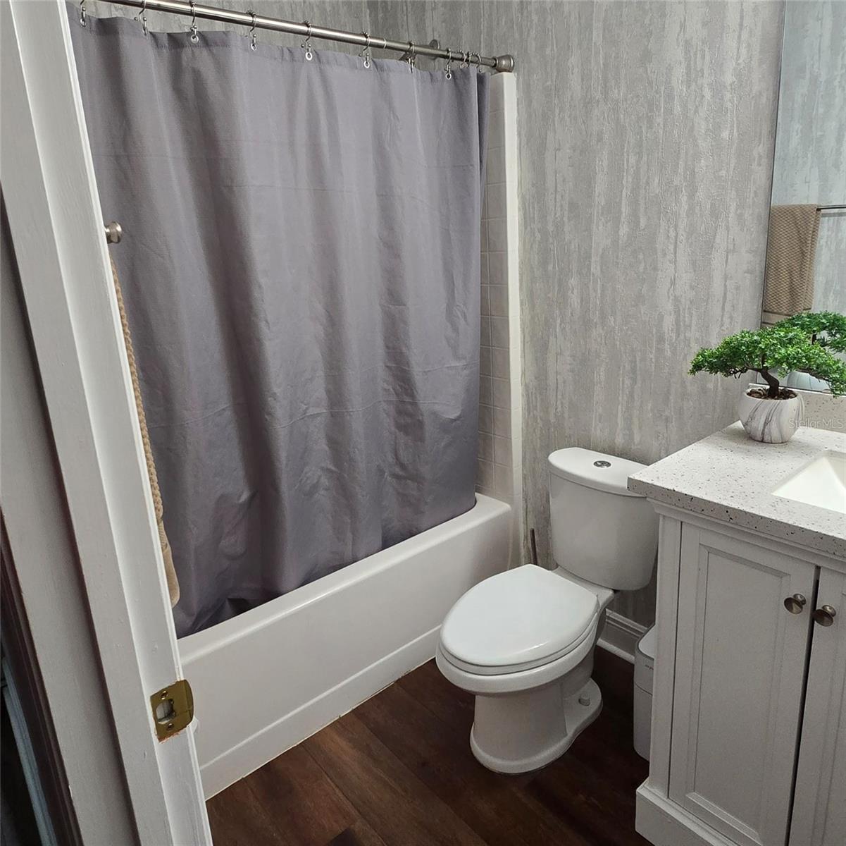 Image 12 of 45 For 1846 Wake Forest Avenue