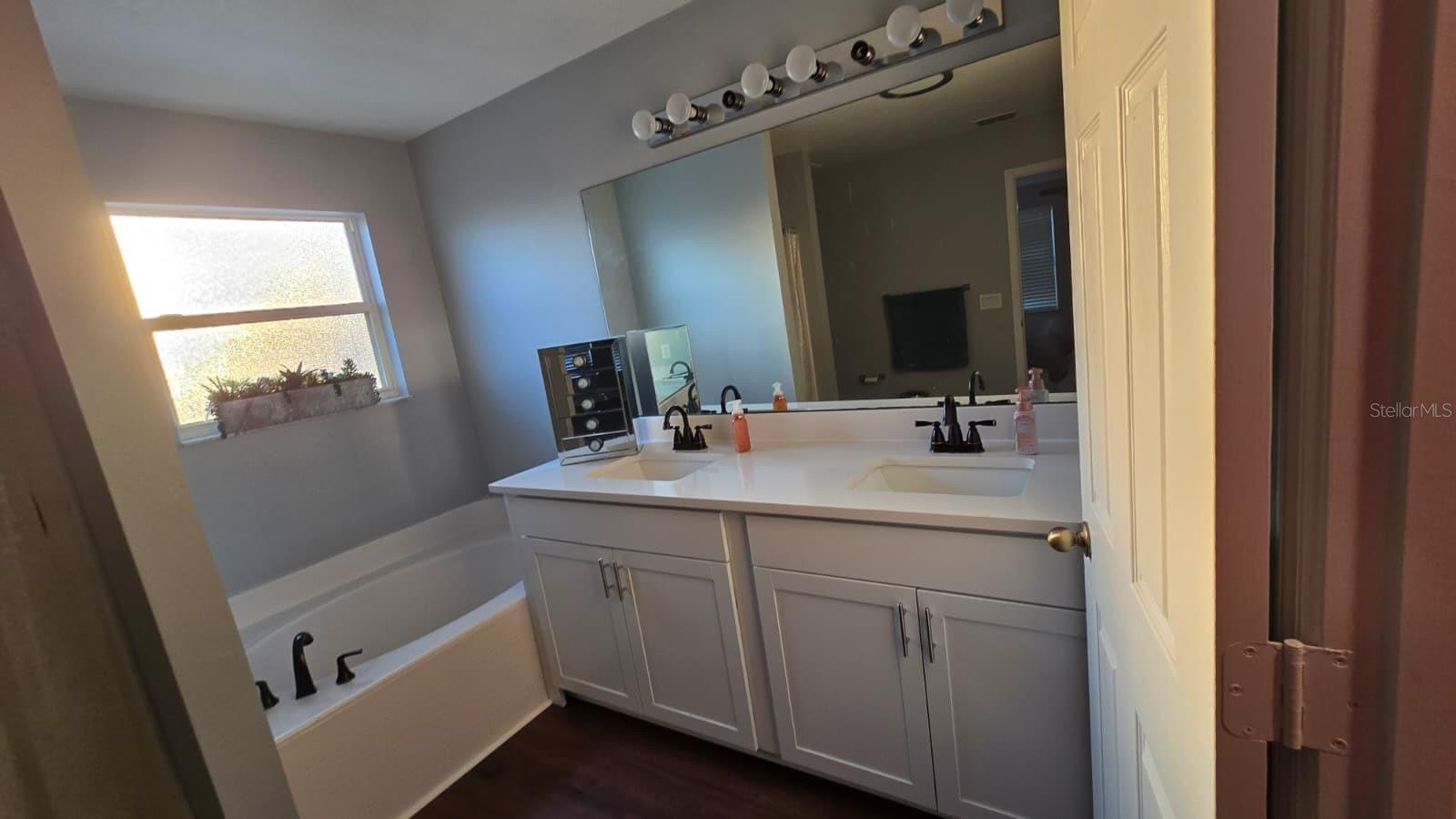 Image 24 of 45 For 1846 Wake Forest Avenue