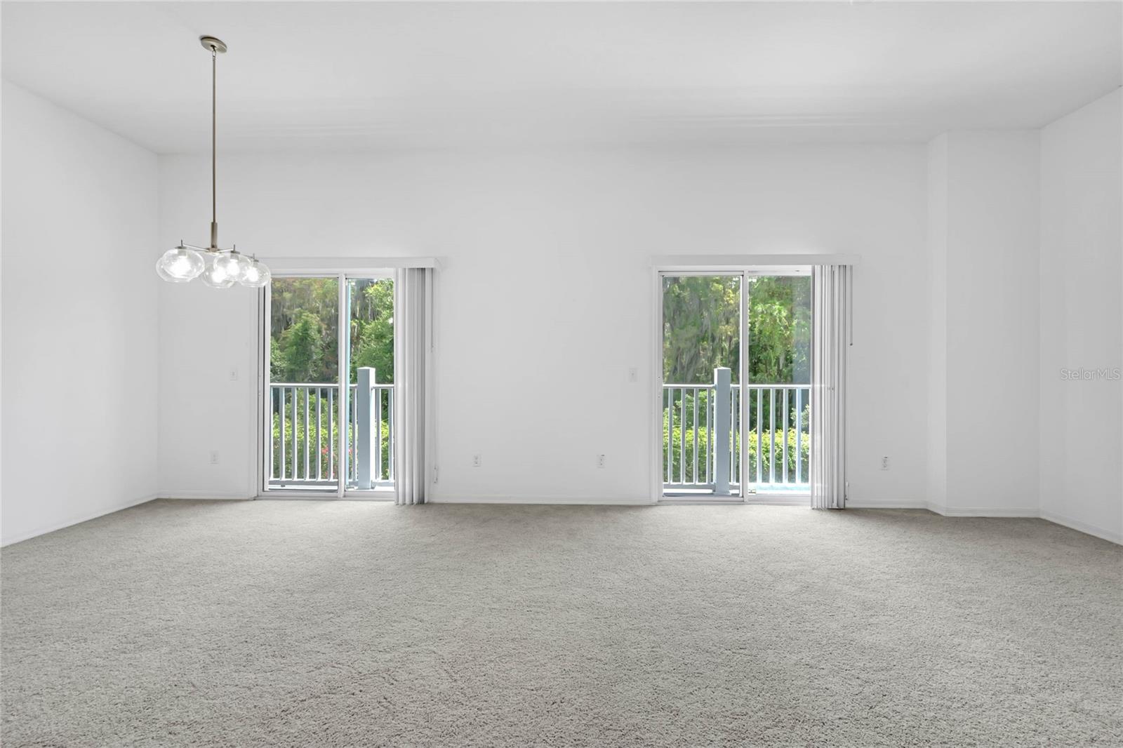 Image 16 of 37 For 10802 Eclipse Lily Way 50a