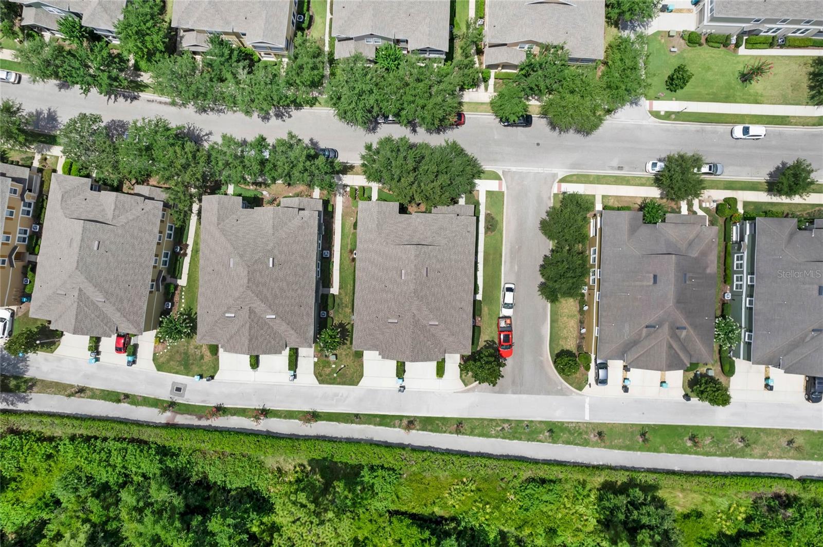 Image 26 of 37 For 10802 Eclipse Lily Way 50a