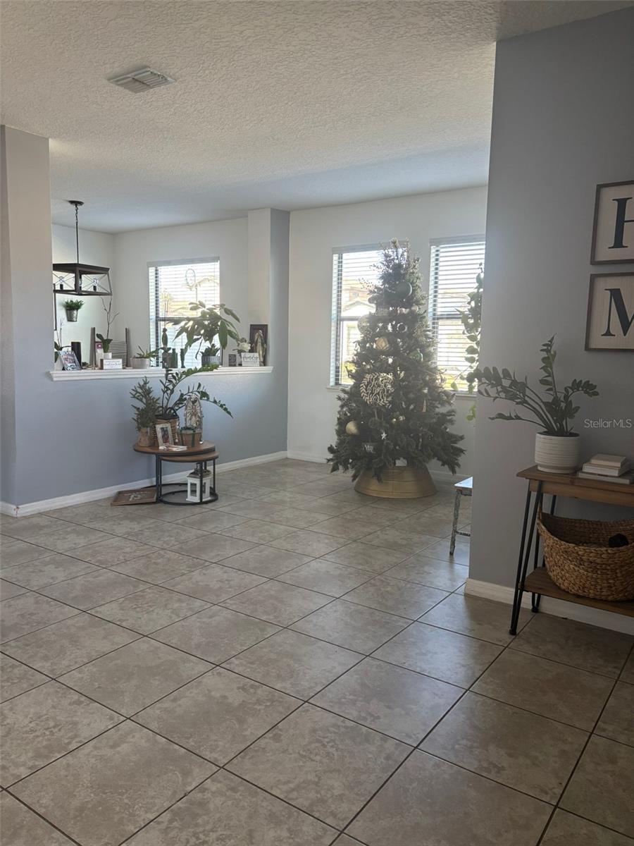 Image 10 of 42 For 1000 Vicenza Street