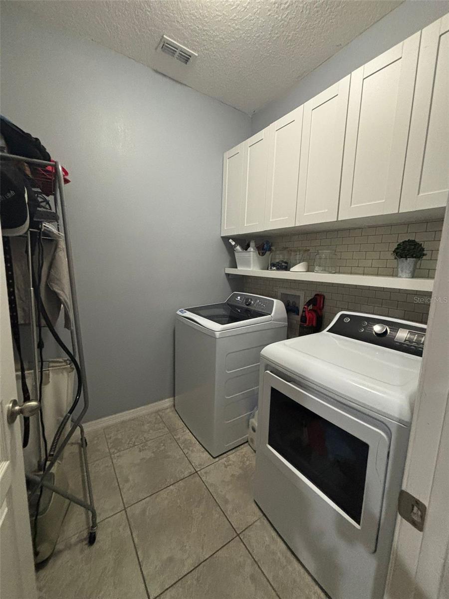 Image 25 of 42 For 1000 Vicenza Street