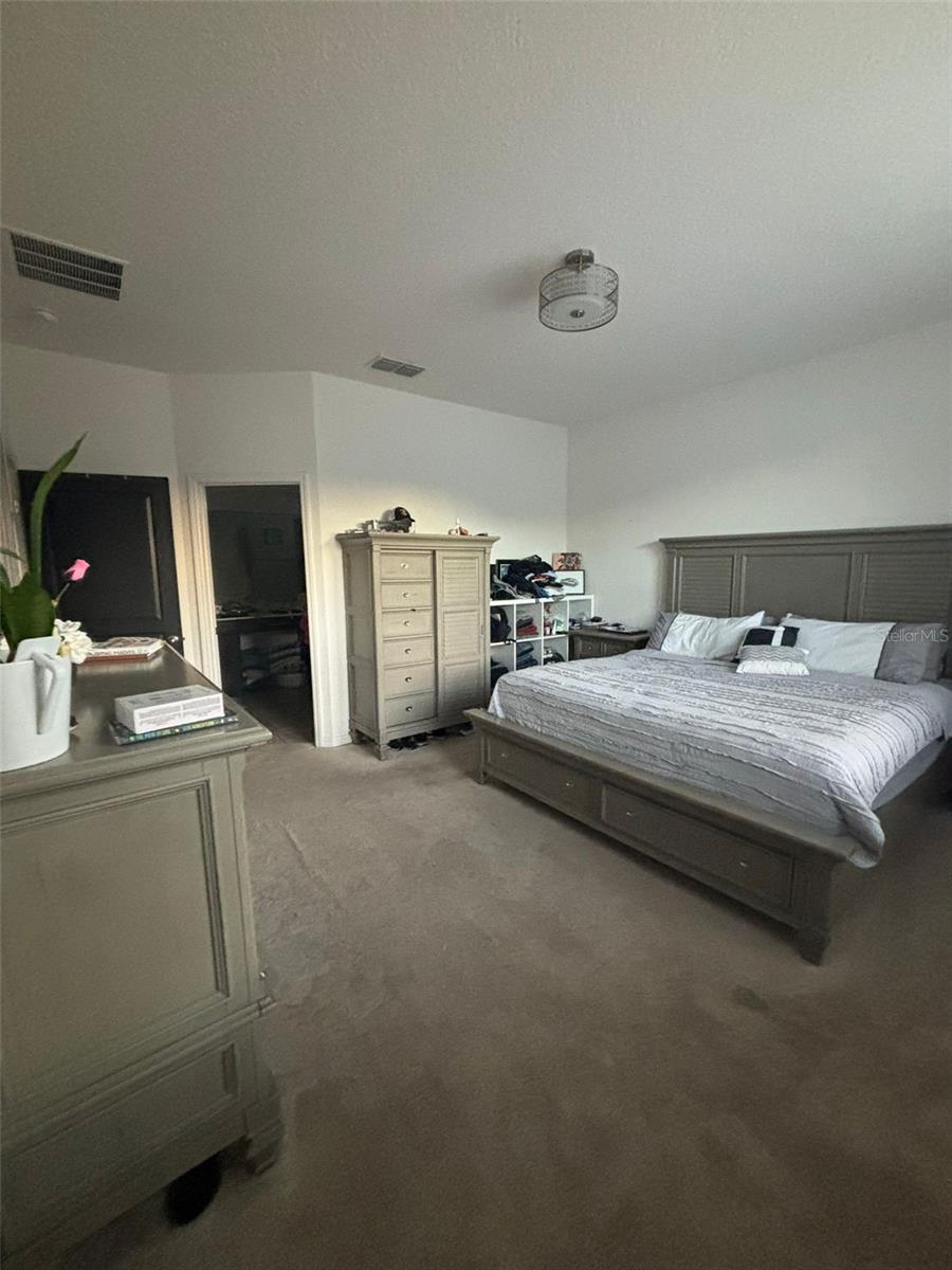 Image 26 of 42 For 1000 Vicenza Street