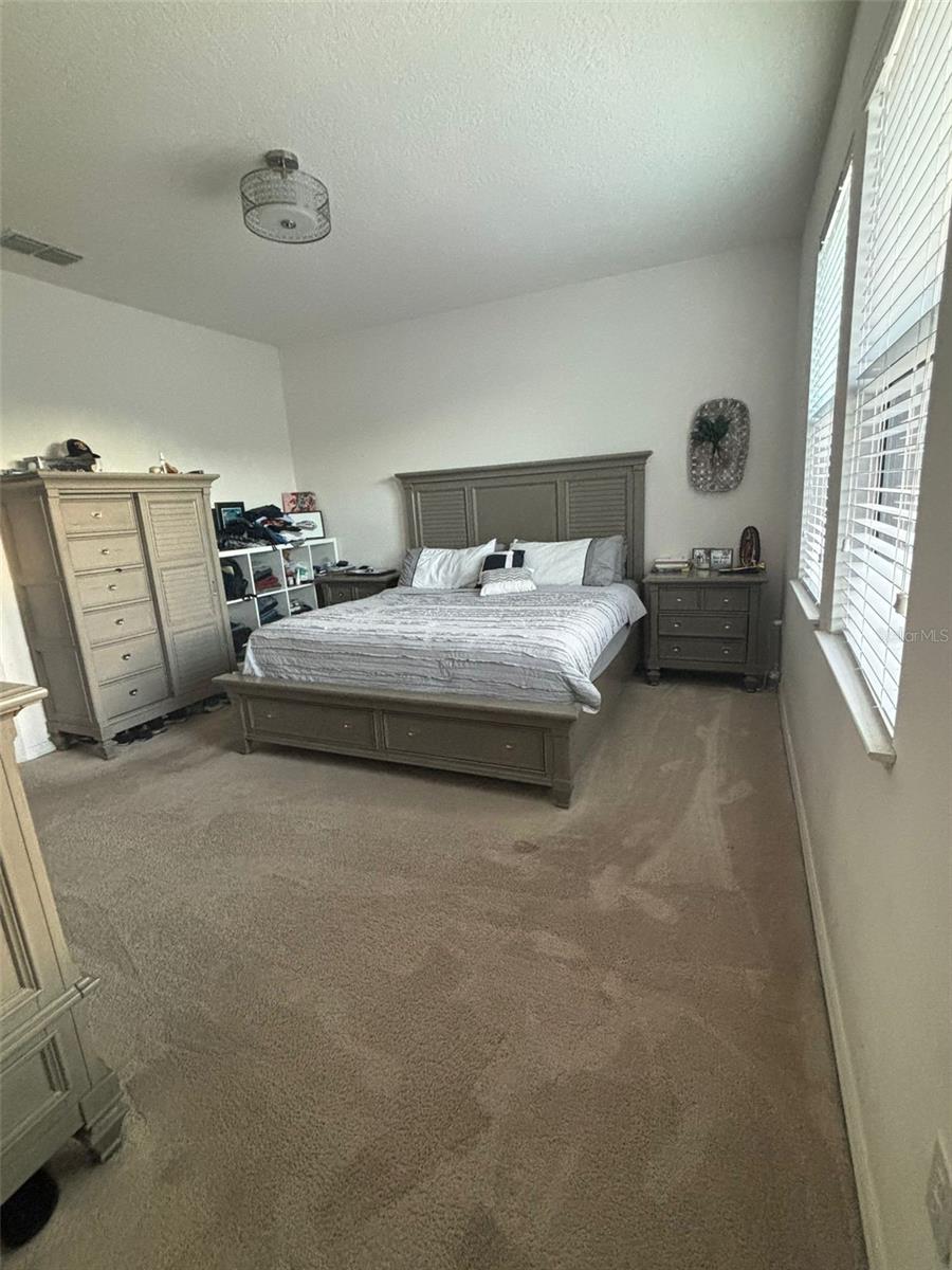 Image 28 of 42 For 1000 Vicenza Street