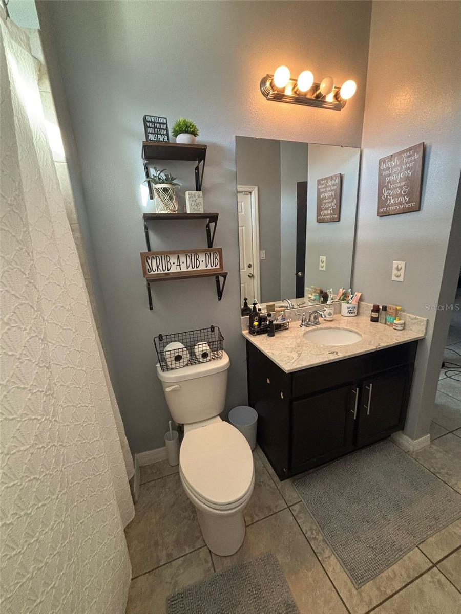 Image 36 of 42 For 1000 Vicenza Street