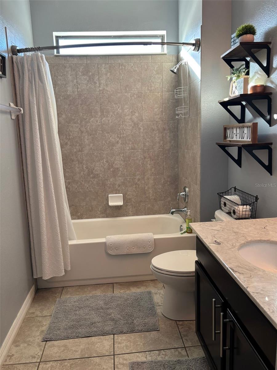 Image 37 of 42 For 1000 Vicenza Street