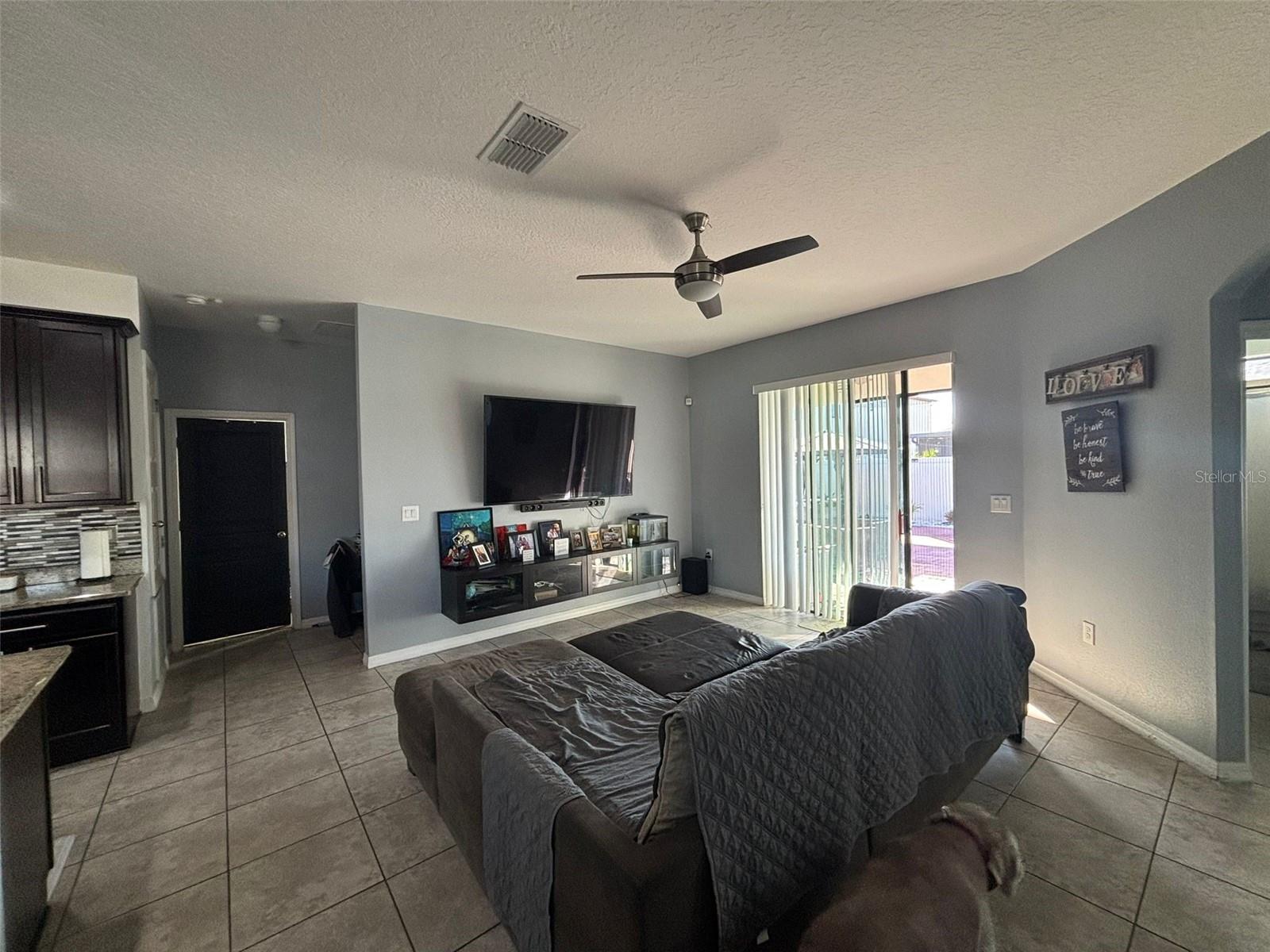 Image 4 of 42 For 1000 Vicenza Street