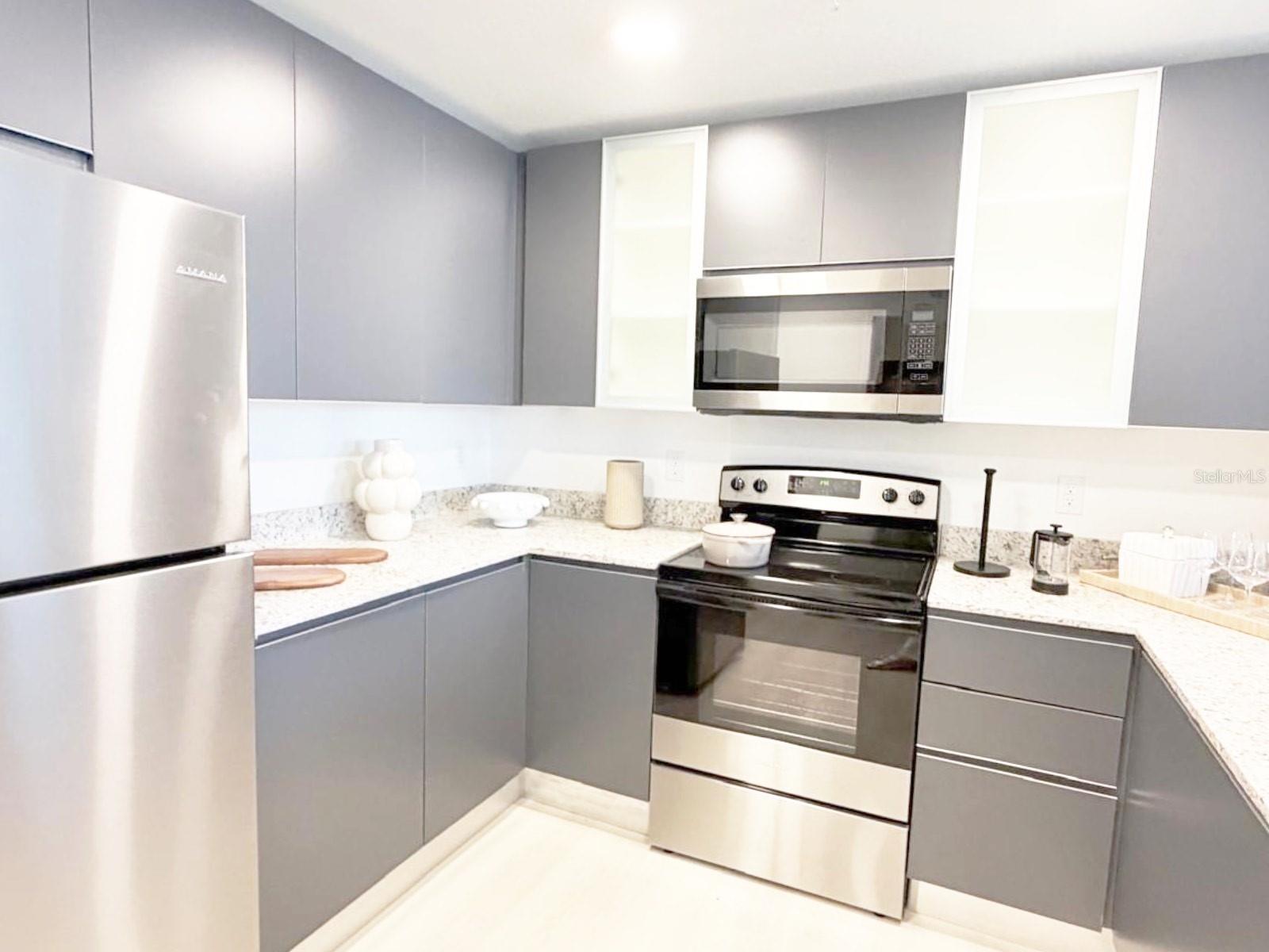 Image 3 of 32 For 5587 Millenia Park Blvd  519