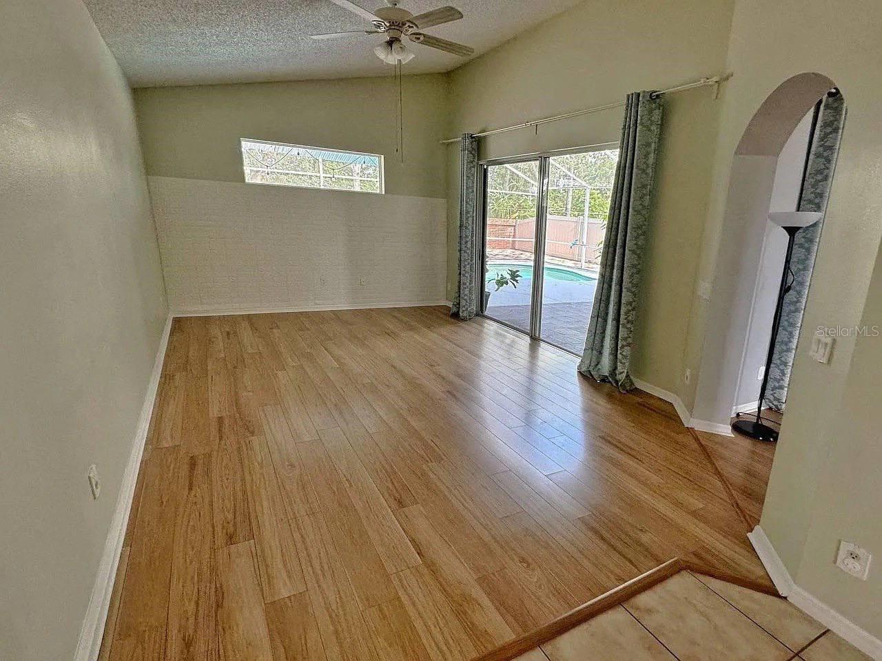 Image 7 of 21 For 13001 Yardsley Court