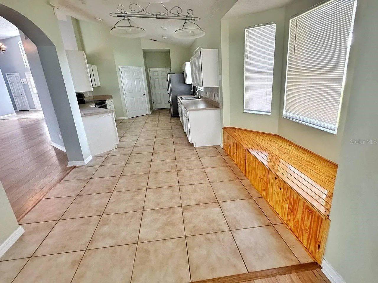 Image 9 of 21 For 13001 Yardsley Court