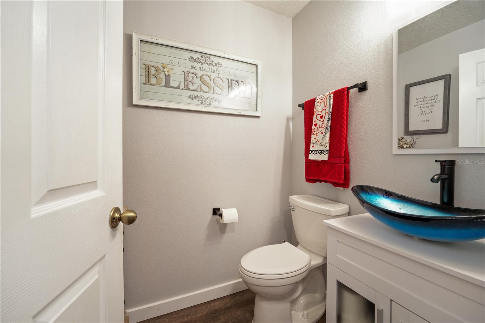 Image 6 of 35 For 709 Clifton Hills Street