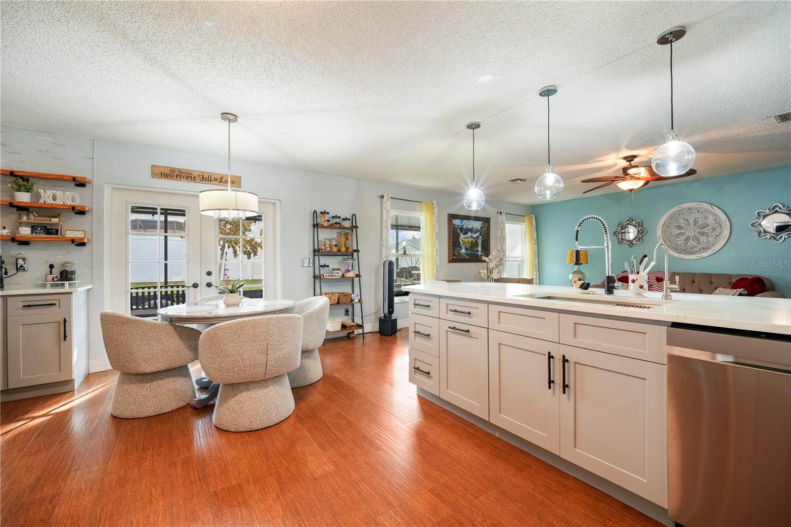 Image 9 of 35 For 709 Clifton Hills Street