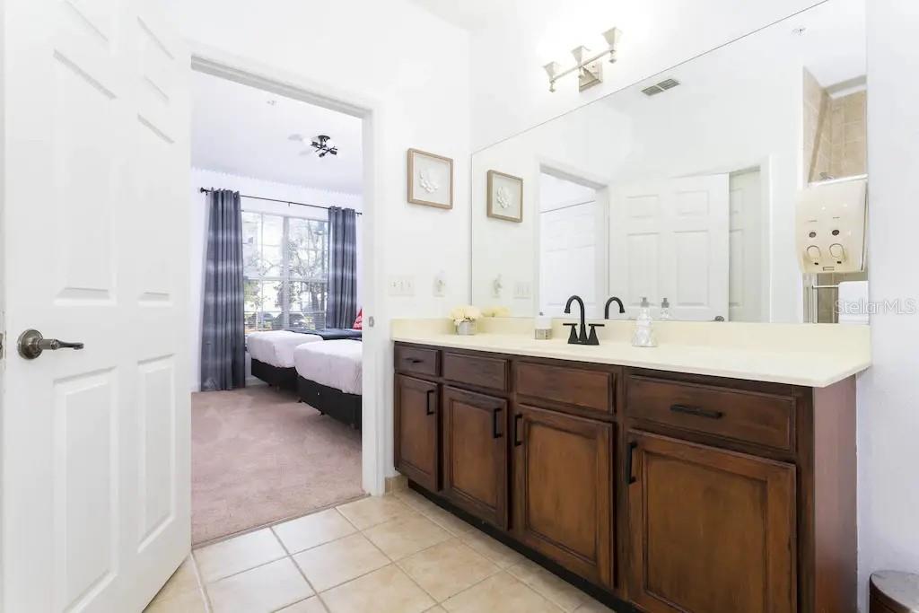 Image 15 of 37 For 3176 Feltrim Place 101