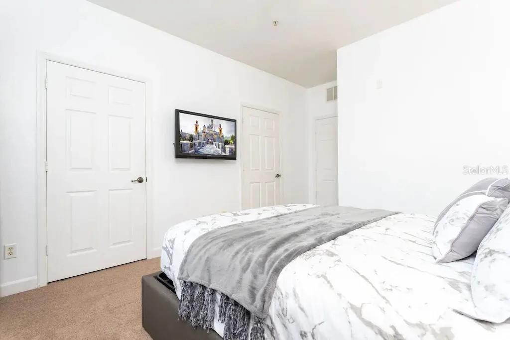 Image 16 of 37 For 3176 Feltrim Place 101