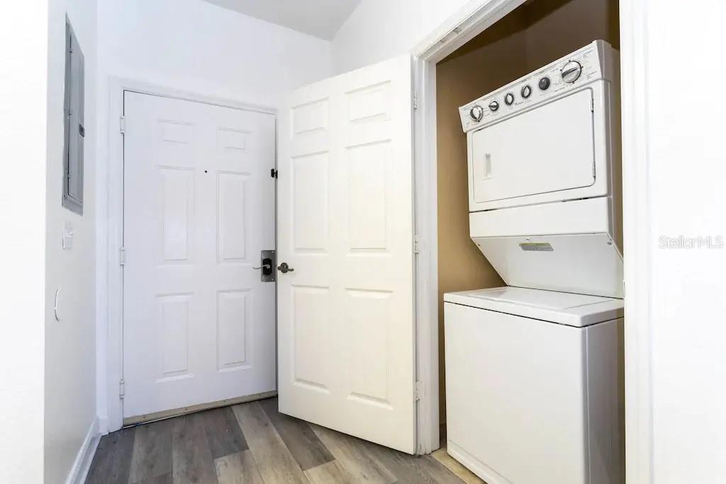 Image 20 of 37 For 3176 Feltrim Place 101