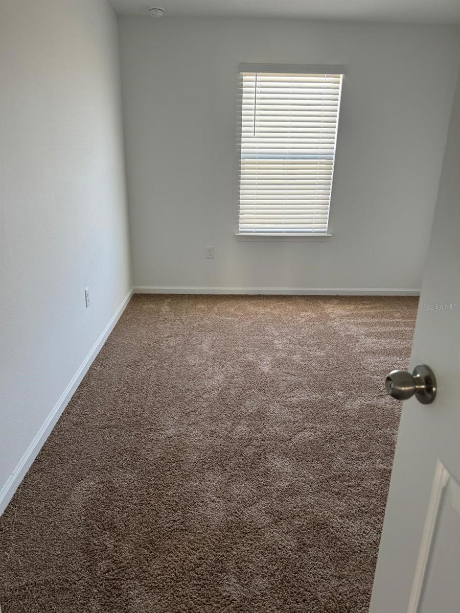 Image 8 of 9 For 7840 Clove Hitch Way