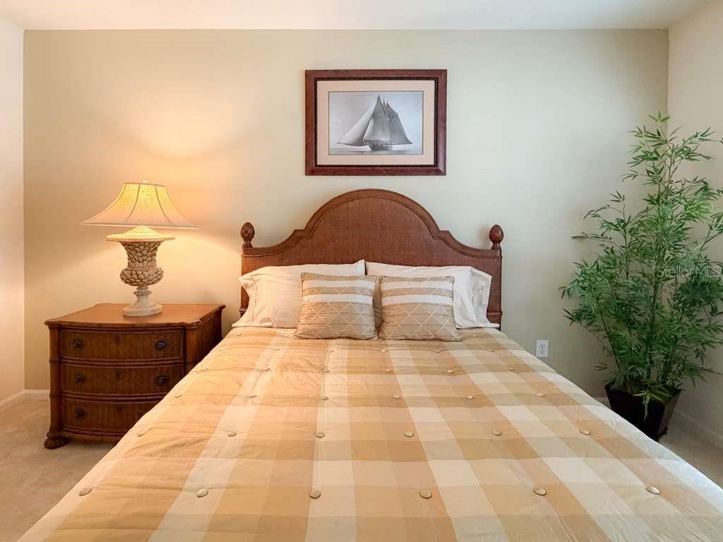 Image 18 of 26 For 12843 Madison Pointe Circle 107