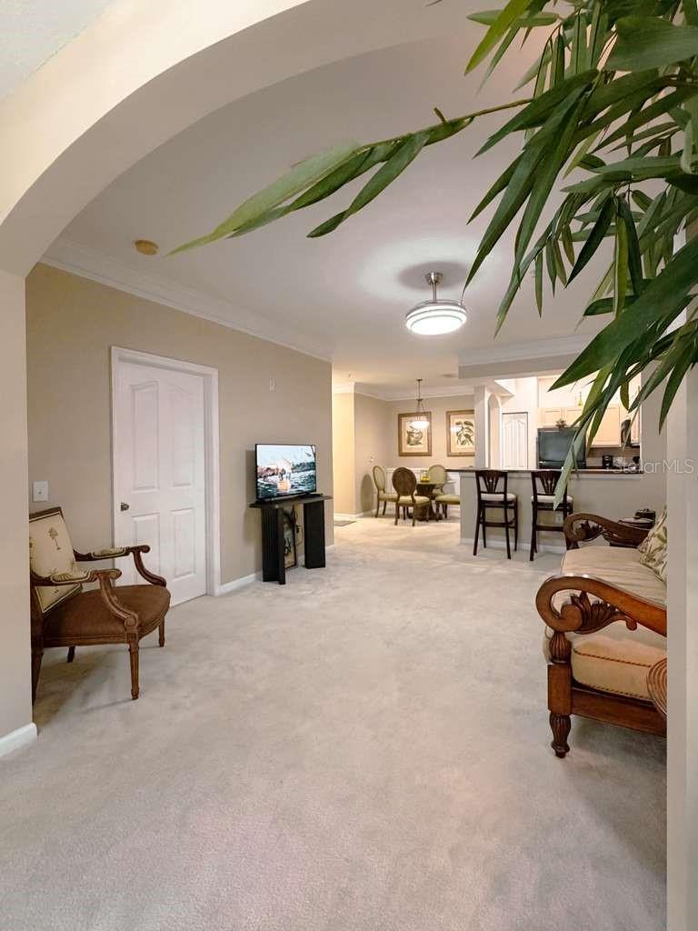 Image 4 of 26 For 12843 Madison Pointe Circle 107